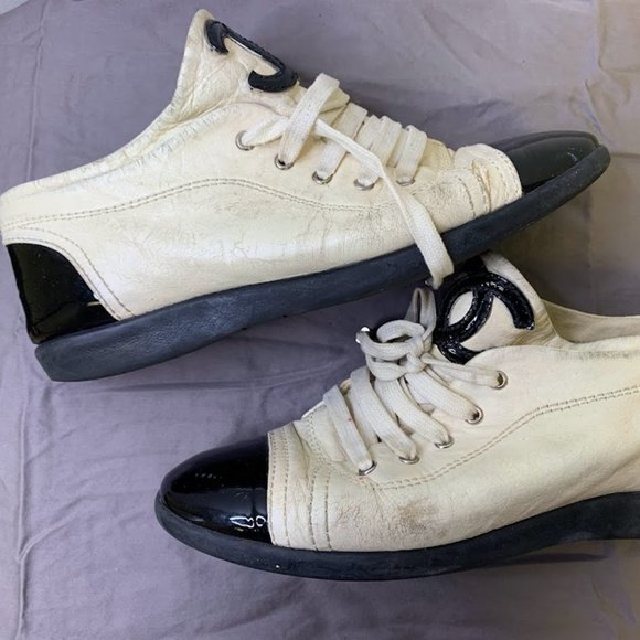 Chanel Black & White 15s G25313 Lace Up Lambskin Patent Calfskin EU Size 36.5 - Picture 3 of 8